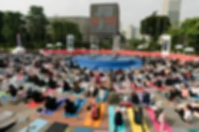Sesi olahraga bersama pengunjung FITFEST.