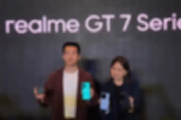 Realme GT 7 Series hadir di Indonesia dengan performa tinggi, baterai besar, dan fitur AI inovatif, termasuk edisi khusus Aston Martin.  