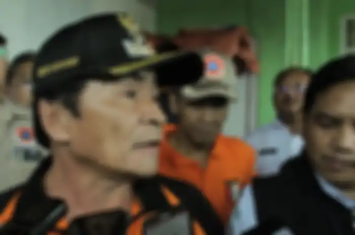Bupati Banjarnegara, Budhi Sarwono, memutuskan mundur dari jabatannya sebagai Asosiasi Kabupaten Per