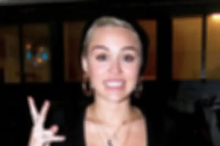 Miley Cyrus: Ketemu Liam Hemsworth di Kanada