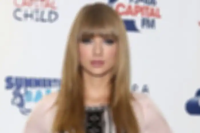 Taylor Swift: Nyomblangin Selena Gomez