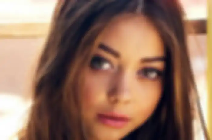 Sarah Hyland: Dibandingin Sama Mila Kunis