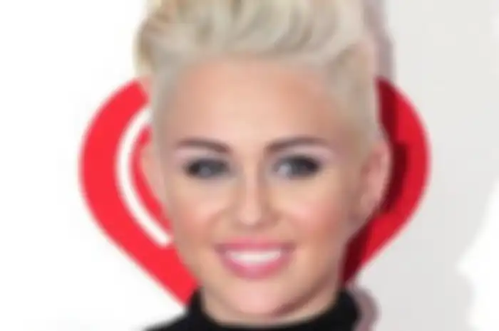 Miley Cyrus: Melawan Tukang Bully