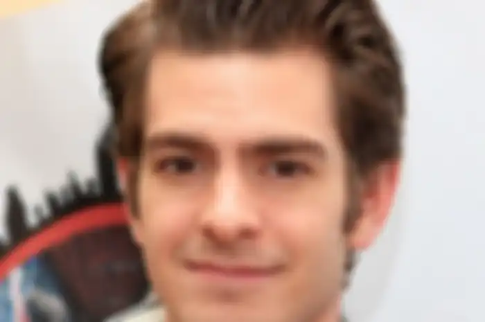 andrew garfield: the guy behind the mask