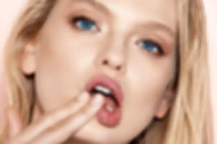 yuk, rawat kesehatan dan kecantikan bibir kita dengan lip scrub buatan sendiri! (foto: dok. cosmouk.cdnds.net)