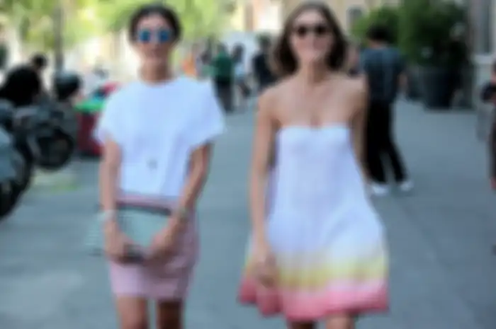 8 Cara Enggak Biasa Buat Memadukan Fashion Item Basic (foto: vogue italia)