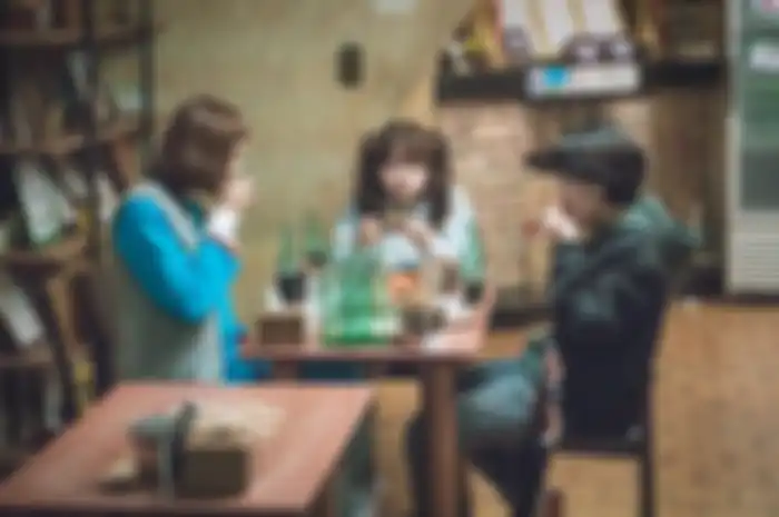 Gunakan 6 frasa penting saat sedang makan di restoran Korea.