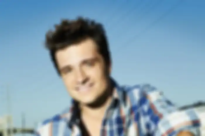 Josh Hutcherson: Adegan Tak Terlupakan Sama Jennifer Lawrence