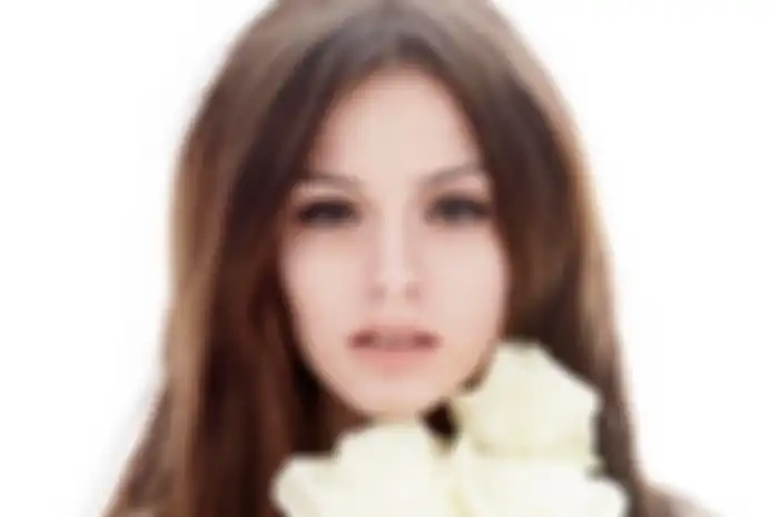 Cher Lloyd: Sahabat Baru, Demi Lovato Dan Taylor Swift