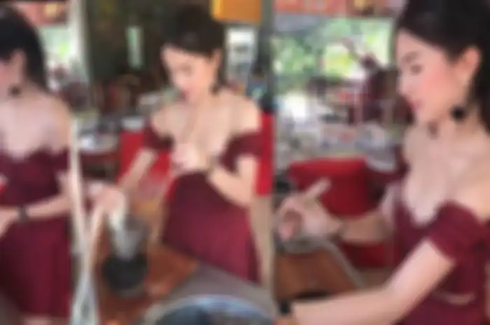 Penjual mie seksi.
