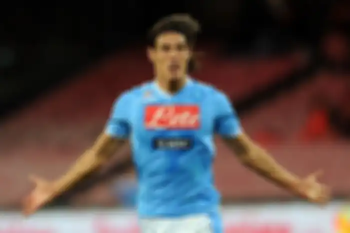 PSG Siapkan Dana 63 Juta Euro Untuk Cavani