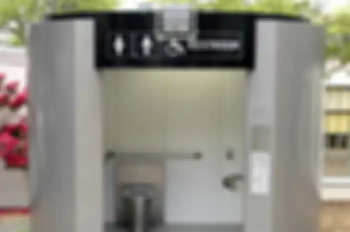 Kuman dan Bakteri Di Toilet Umum