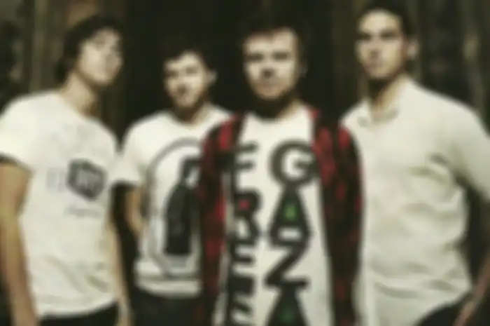 Enter Shikari Rilis Video Live Gandhi Mate Gandhi