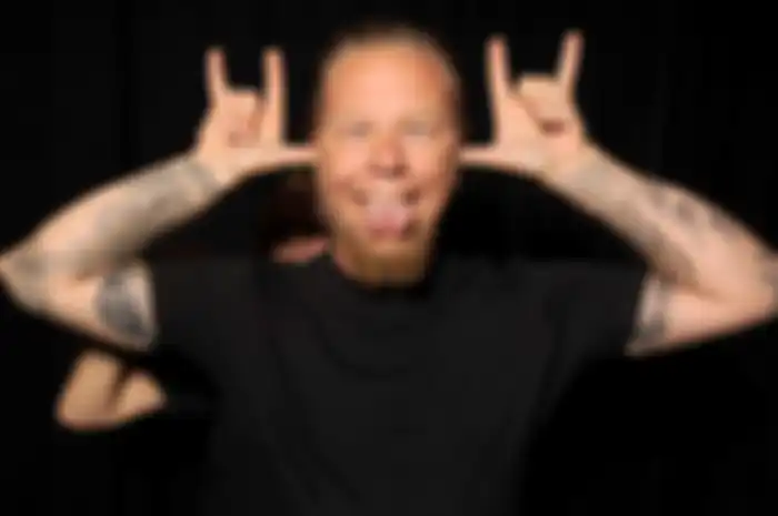 James Hetfield Inginkan Hologram Cliff Burton di Through The Never