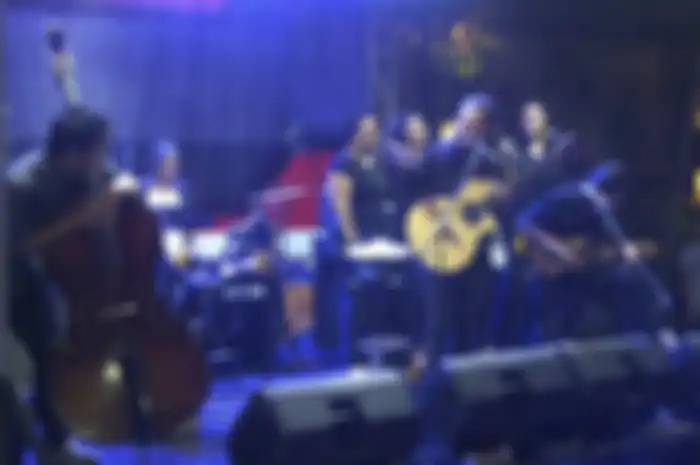 Payung Teduh Gelar Konser Amal Untuk Alm