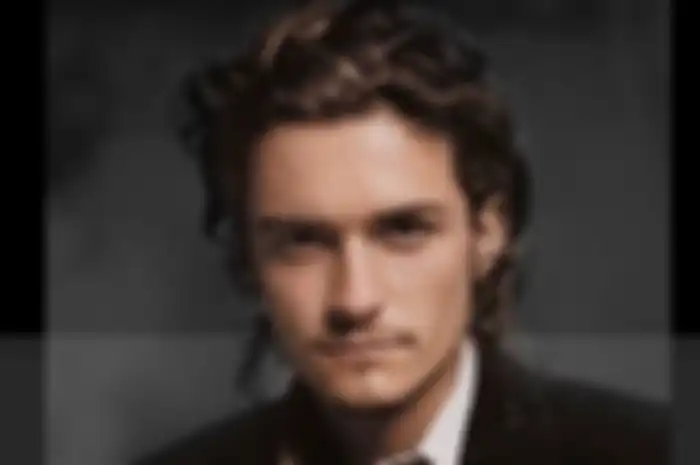 Orlando Bloom Jadi Polisi Afrika Dalam Zulu