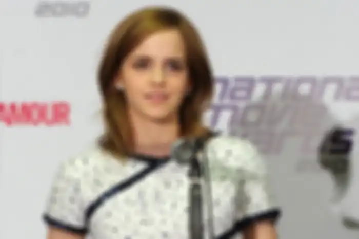 Emma Watson Terjebak Dalam Kebakaran