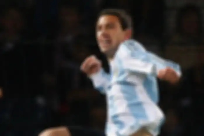 Maxi Rodriguez pendamping Messi