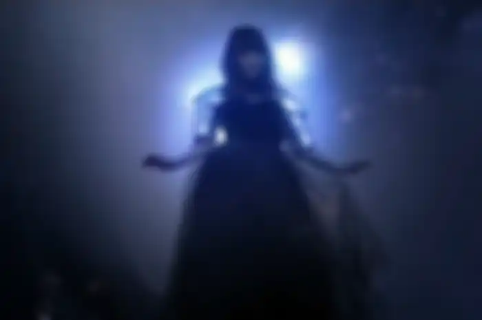 CHVRCHES - Clearest Blue 