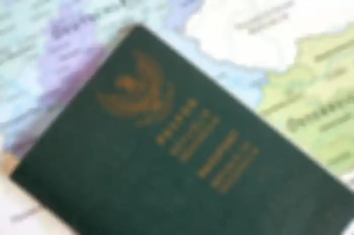 Ini Alasannya Kenapa Warna Paspor Indonesia itu Hijau dan Berganti Biru?