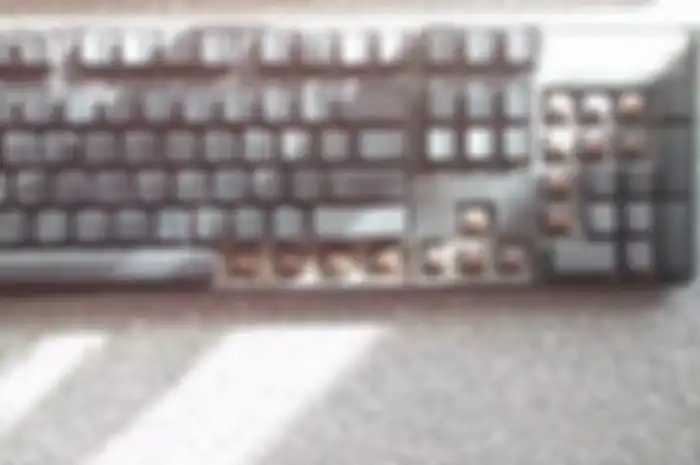 Keyboard yang nggak pernah dibersihin selama 6 tahun
