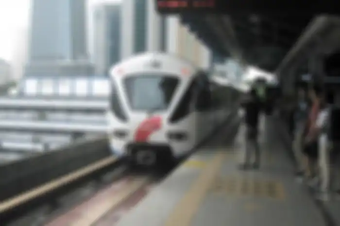  Layanan light rail transit (LRT) dengan nama Rapid KL yang beroperasi di Kuala Lumpur, Malaysia. (KOMPAS.com/ALSADAD RUDI)