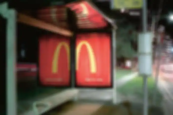 Iklan halte
