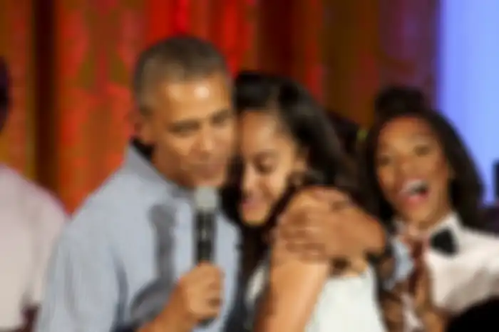 Malia dan ayahnya, Barack Obama.