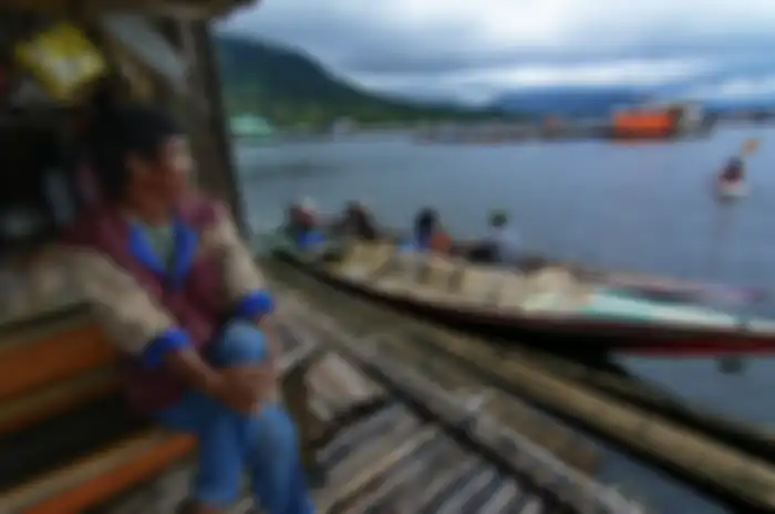 Banyak warga tinggal di atas perairan waduk Jatiluhur, Jawa Barat. 