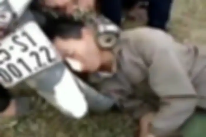 Kepalanya Tersangkut di Knalpot Motor, Pria ini Bahkan Tak Ingat Apa yang Terjadi