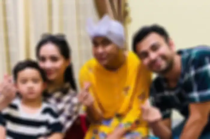 Upik Abu Jadi Miliarder, TKI Ini Sukses Raup Penghasilan Rp 300 Juta Sebulan Usai Banting Setir Jadi YouTuber: 3 Kali Lipat Gaji di Abu Dhabi!