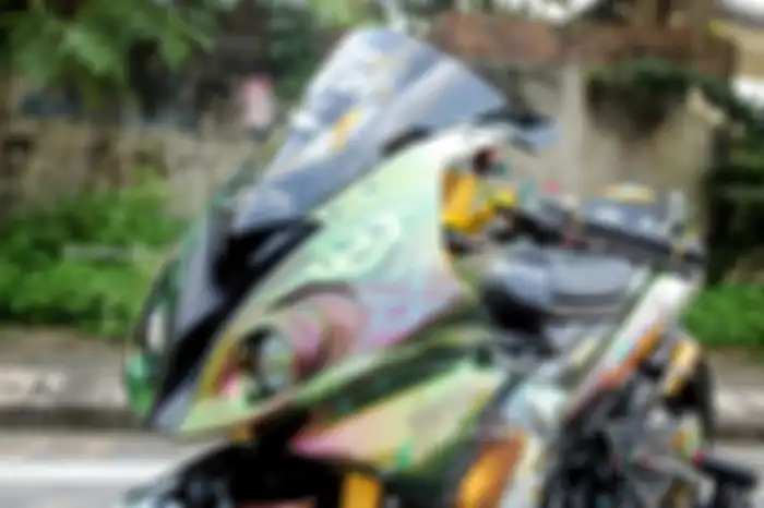Tampilan Yamaha Exciter pakai fairing BMW S1000RR.