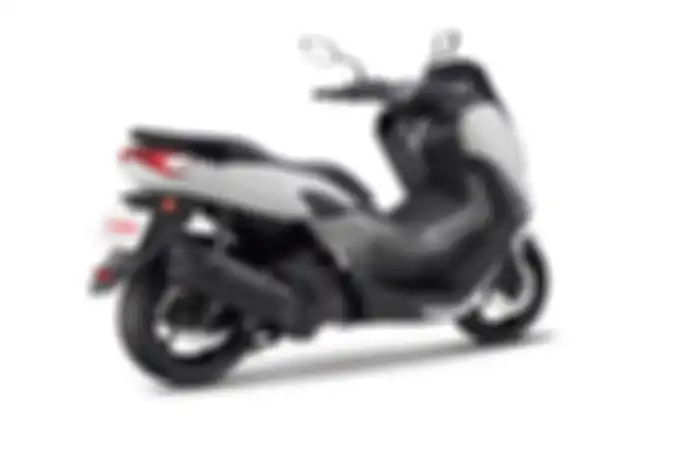 Yamaha All New NMAX Taiwan enggak ada tabung sokbreker.
