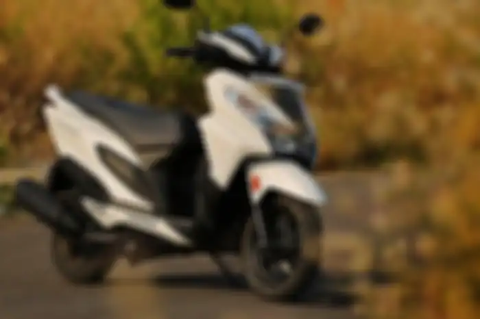 Honda Grazia 125 terbaru punya body yang lebih tajam dari versi sebelumnya.
