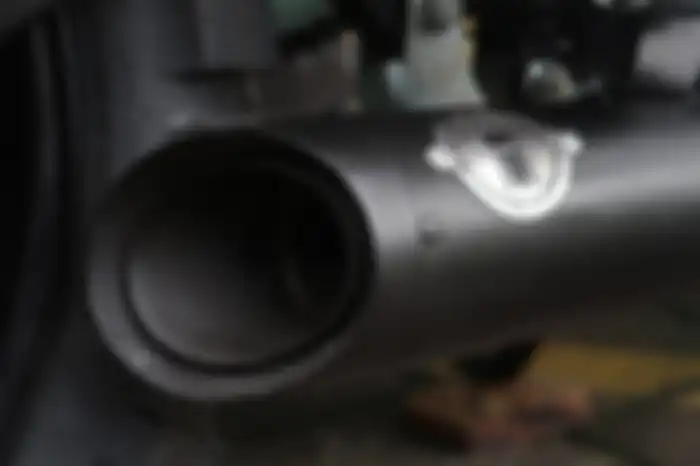 Knalpot custom buatan Treasure Garage dari bahan stainless steel.