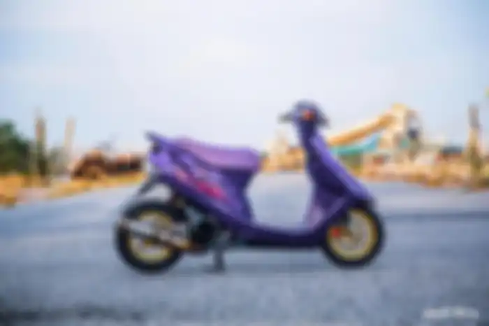 Knalpot custom di Honda Dio AF28, sesuai dengan karakter mesin 2-tak.