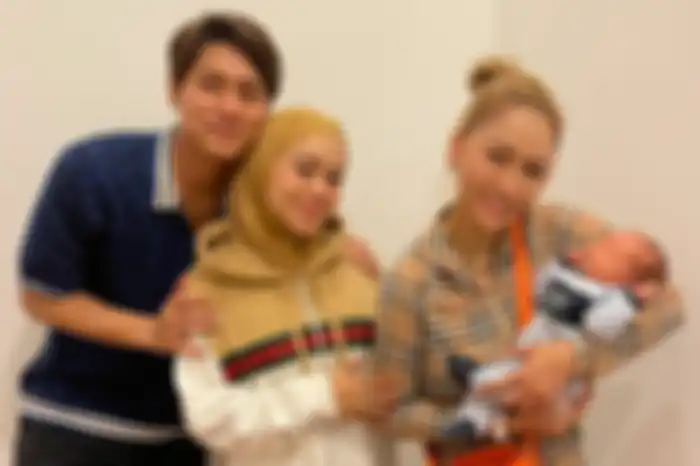 Inul Daratista saat berkunjung ke rumah Lesti Kejora dan Rizky Billar