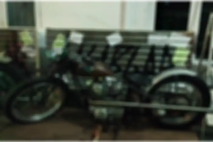 Modifikasi motor Kawasaki Binter Merzy buatan Tole Motorworks