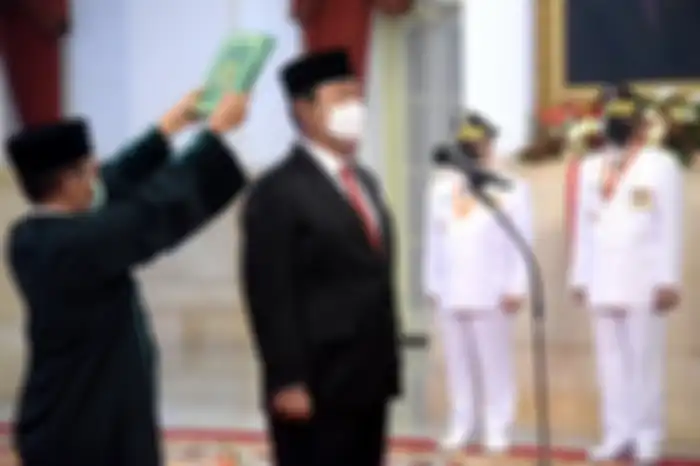 Hendrar Prihadi dilantik sebagai Kepala LKPP oleh Presiden Joko Widodo di Istana Negara, Jakarta Pusat, Senin (10/10/2022).