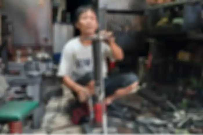 Bengkel servis sokbreker motor di Bekasi, Rokhman Service Sokbreker Motor.