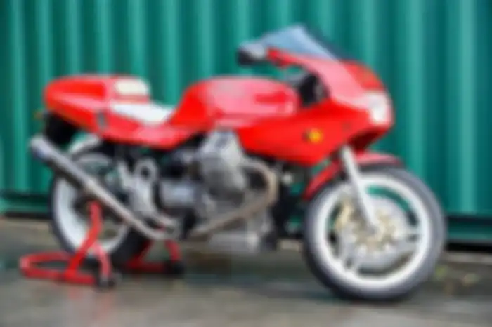 Moto Guzzi Daytona 1000 tahun1993.