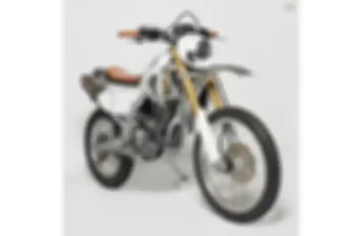 Modifikasi motor Honda CRF250L garapa Deus Ex Machina Jepang.