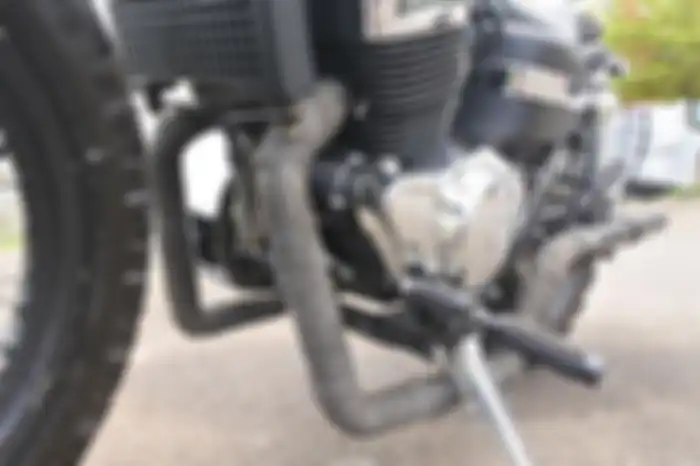 Knalpot custom di modifikasi motor Benelli Patagonian Eagle.