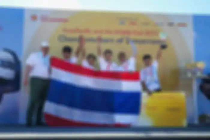 VIRGIN TEAM dari Sakonnakhon Technical College, Thailand mencetak rekor konsumsi bensin 1.867,8 km/liter.