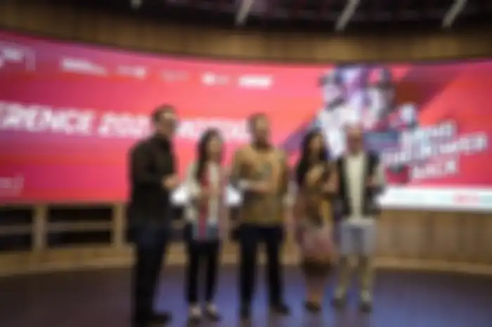 Press Conference Indonesian GP 2023 di kantor Injourney, Gedung Sarinah Thamrin, Jakarta Pusat, Selasa (3/10/2023), kiri ke kanan: Wakil Menteri BUMN Kartika Wirjoatmodjo, Wakil Menteri Menteri Pariwisata dan Ekonomi Kreatif Angela Tanoesoedibjo, Ketua Umum IMI Bambang Soesatyo, Direktur Pemasaran dan Program Pariwisata InJourney Maya Watono dan Direktur Utama ITDC Ari Respati.
