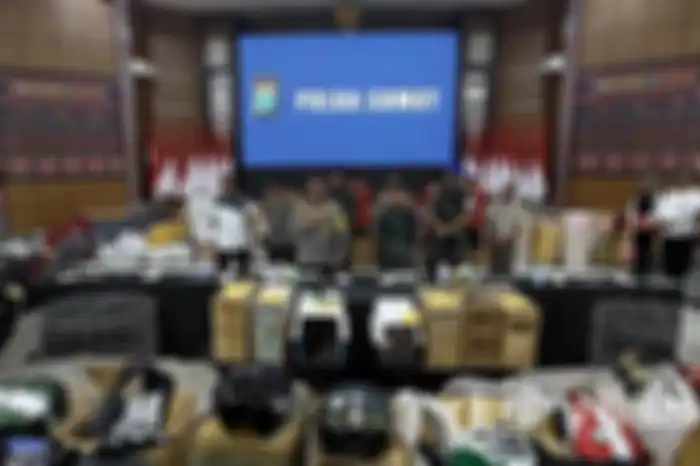 Pengungkapan kasus penyelundupan barang ilegal digelar di Mapolda Sumut, Medan, Selasa (4/6/2024)