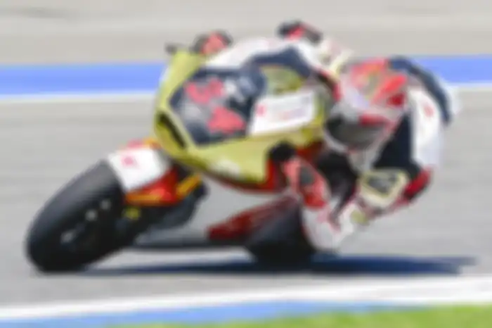 Pembalap Indonesia Mario Aji start dari grid 23 di Race Moto2 Thailand 2024.