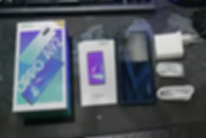 Isi Box Oppo A92