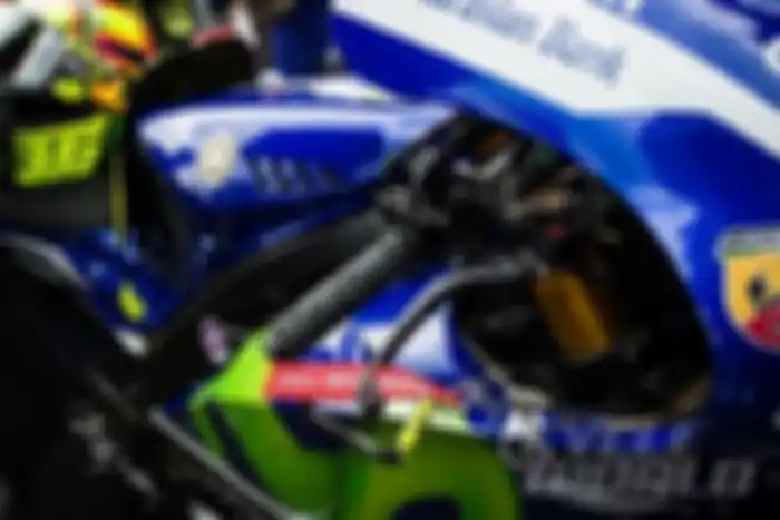Ada penutup katup di motor Valentino Rossi