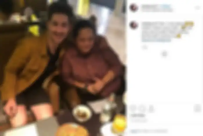 Potret Mbak You dirangkul mesra bule ganteng 